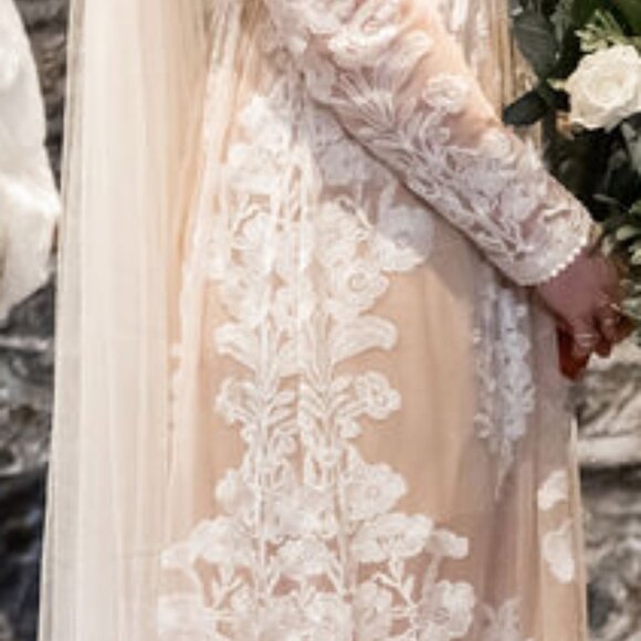 Wedding veil - Picture 3 of 4